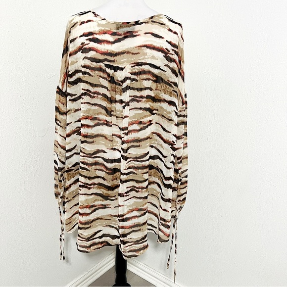 Lane Bryant Women’s Plus Size 26/28 Animal Print Sheer Tunic Top‎ Striped Flowy - Picture 5 of 9